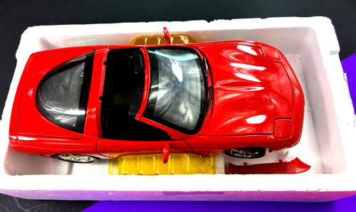 Matco Tools Corvette 1:18 Removable top Opening Hood, Trunk and doors Red TS - Picture 5 of 8