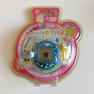Tamagotchi Connection V3 Spaceship Clear Blue New Sealed Virtual