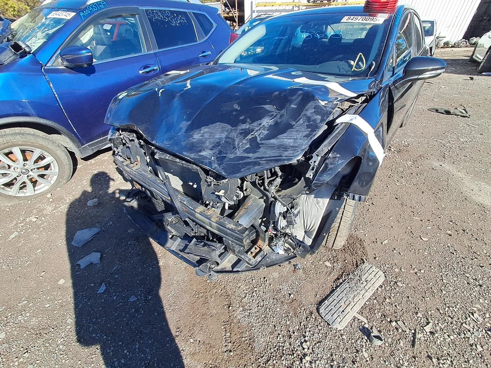 Conjunto de luz trasera derecha usado se adapta a: Ford Fusion 2014 cuarto panel montado LED Foto 2 de 4