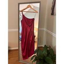 Lulu’s One Shoulder Midi Dress Size Medium