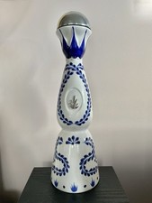 Clase Azul Reposado Tequila Blue & White Hand Painted 70cl Empty Bottle
