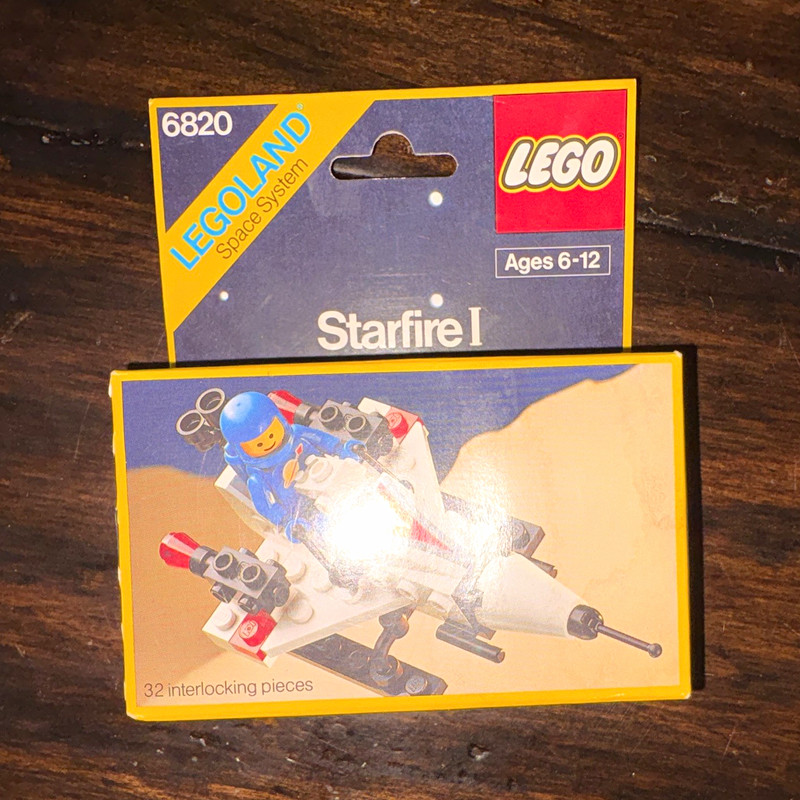 LEGO LEGOLAND Space System 6820 Starfire I Vintage 32pc Complete Set Box
