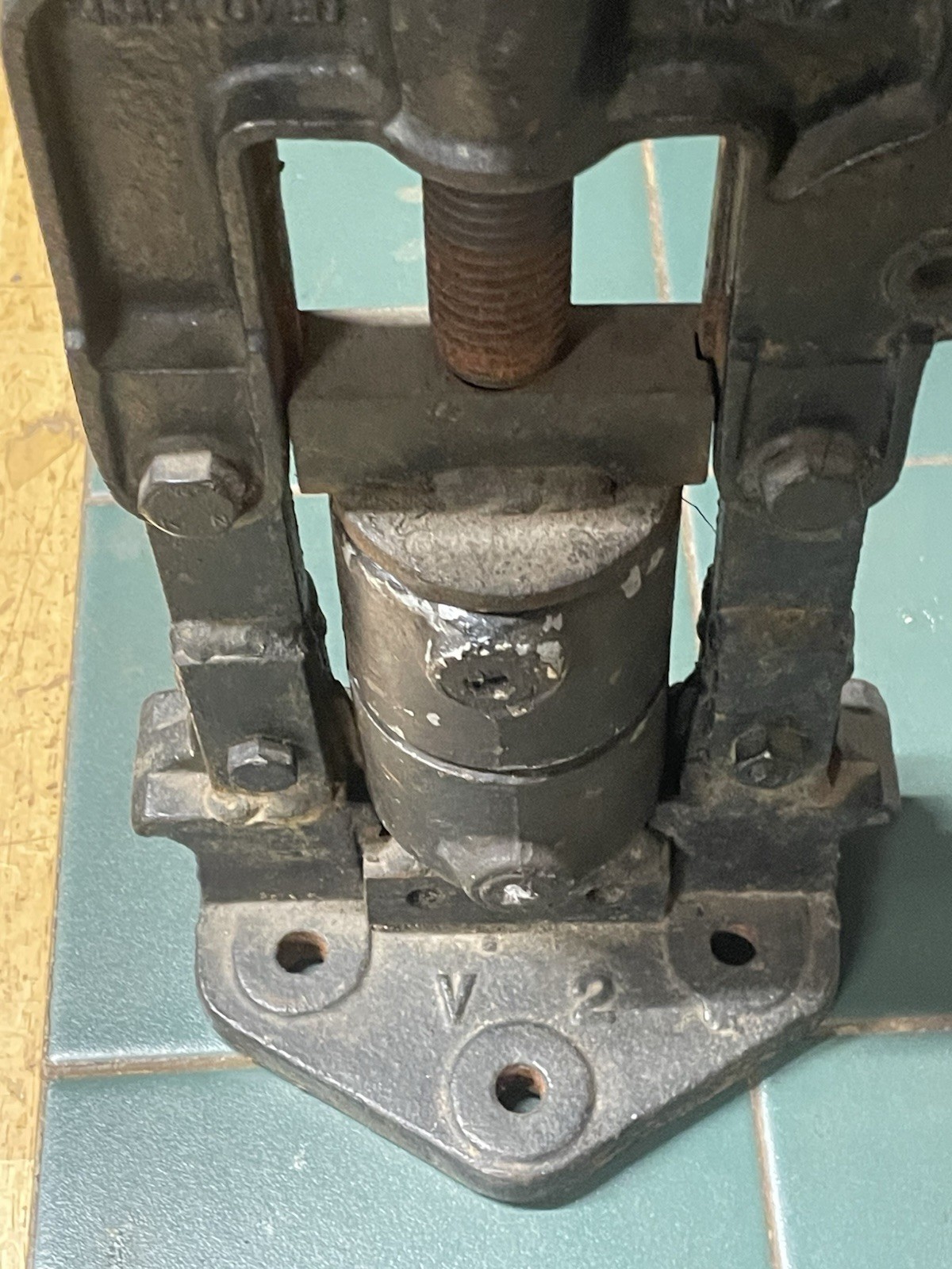 Antique Gutty Golf Ball Cast Iron Press With Mould V2 Model British Made C1900s