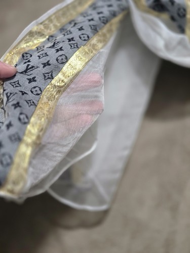 Louis Vuitton Monogram Black & White scarf/ Pure Chiffon. 2 Yards - Picture 15 of 16