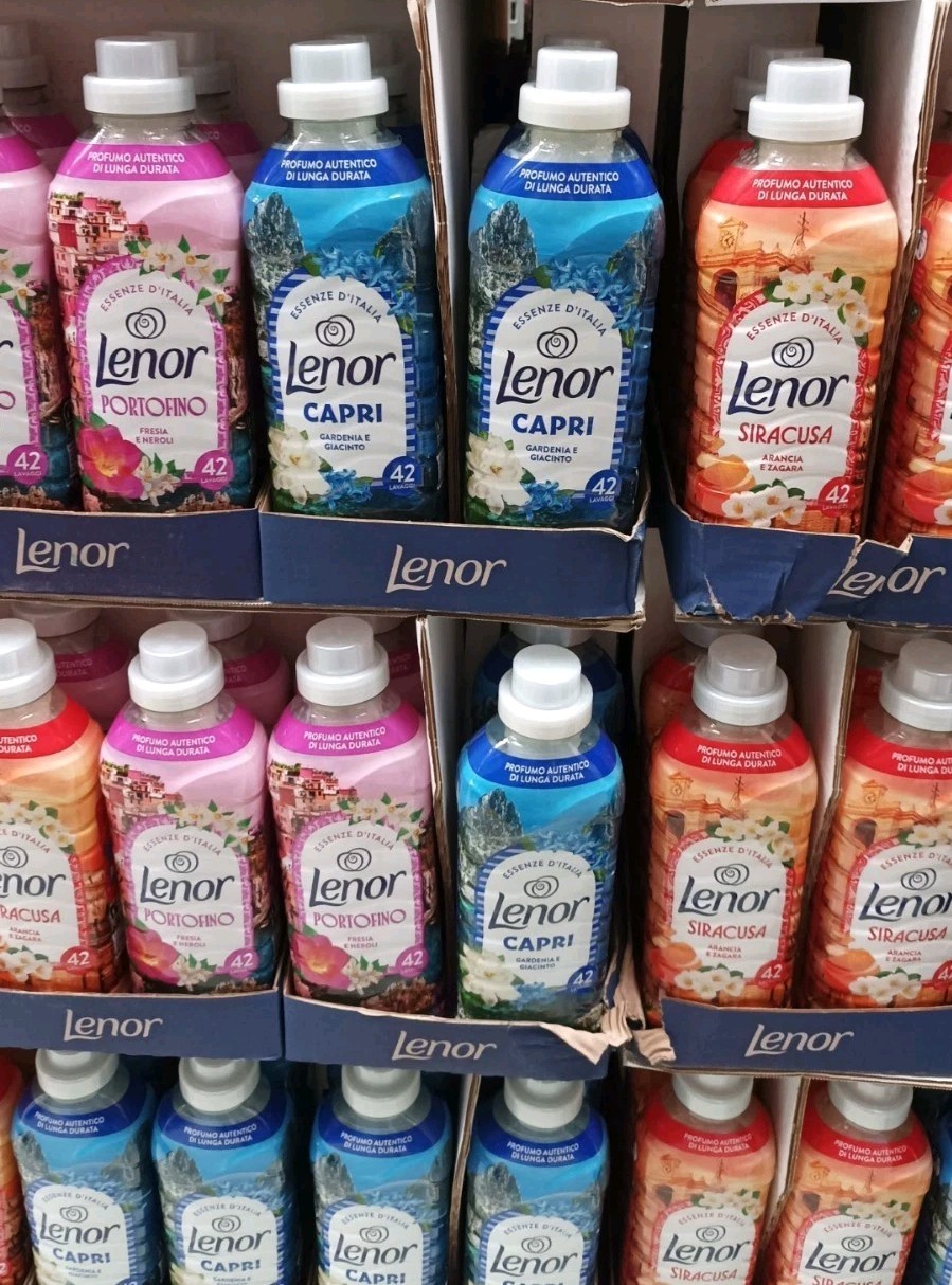 LENOR AMMORBIDENTE CONCENTRATO 882ML PROFUMAZIONE INTENSA CAPRI