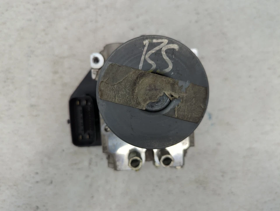 Módulo de control de bomba ABS Nissan Pathfinder 2015-2015 YYQAL Foto 3 de 4