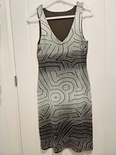 Beautiful l,Curvy Body Con Stretchy Dress Size 6-8 Uk