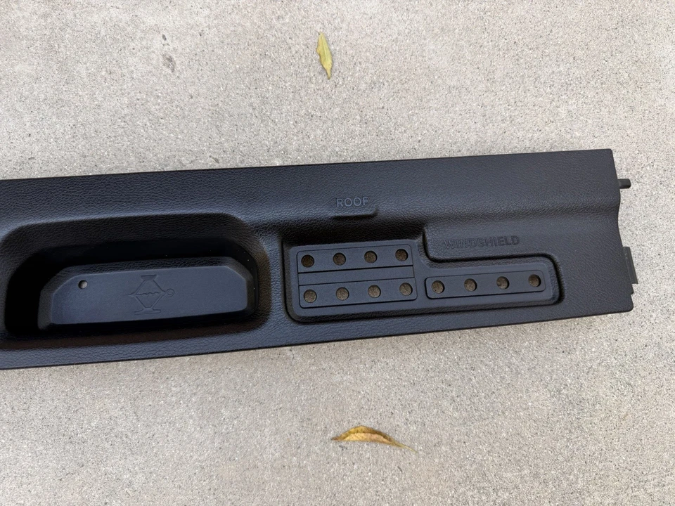 2018 - 2021 2022 2023 2024 JEEP WRANGLER REAR TRUNK SCUFF PLATE CARGO TRAY OEM - Image 3 of 3