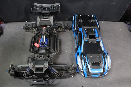 TRAXXAS 78086-4 XRT BRUSHLESS 4x4 RACE TRUCK 287 - Picture 3 of 6