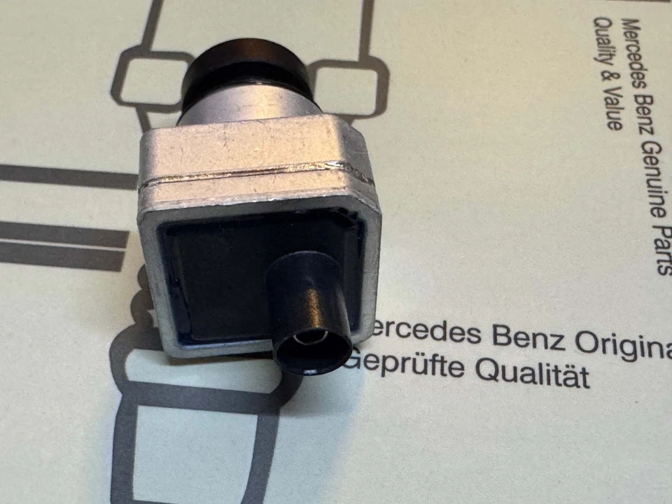Mercedes Front Camera W223 S500 S580 W206 C300 C43 AMG  Front Camera OEM NEW - Bild 3 von 4