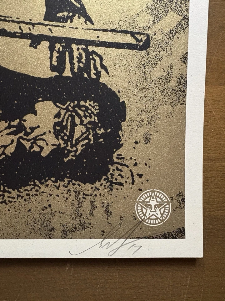 Serigrafía numerada firmada por Shepard Fairey Obey RIOT COP 100/400 Foto 3 de 3