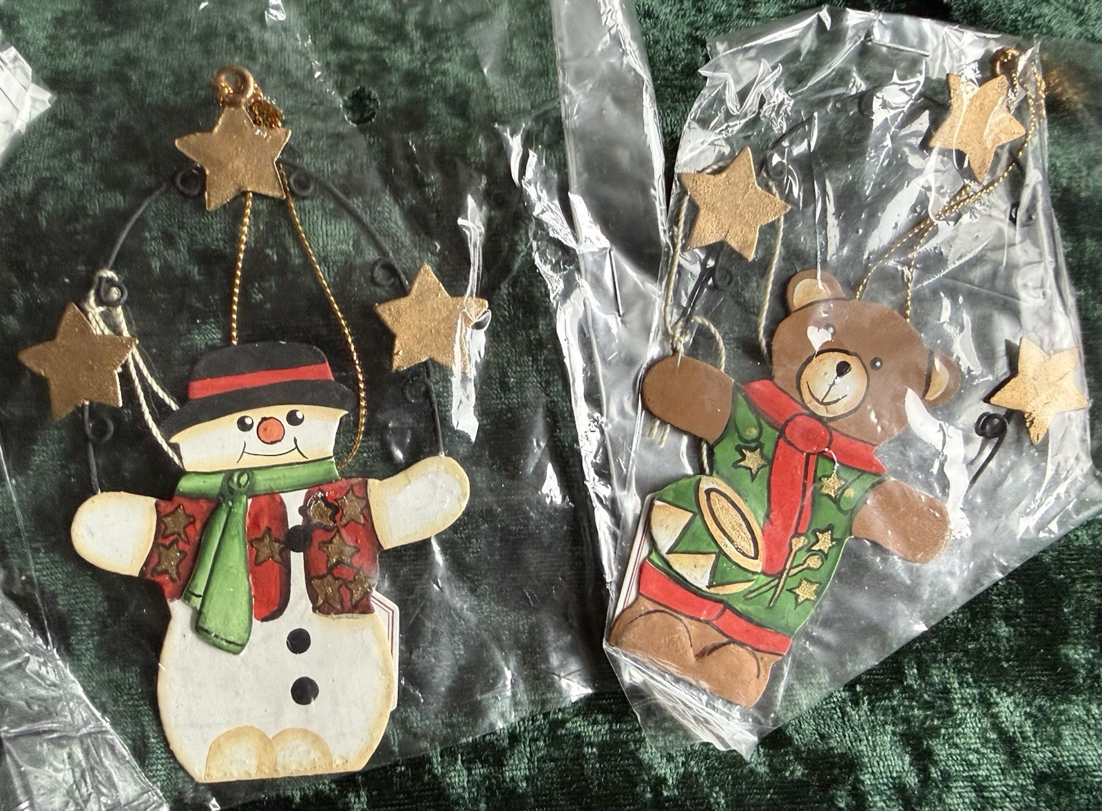 Nostalgische Weihnachtsdeko Schneemann und Bär– 2 Metall-Anhänger Landhausstil