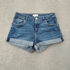 H&M Denim Jean Shorts Womens 6 Blue Cuffed Roll Up Casual Hot Pants 5 Pocket