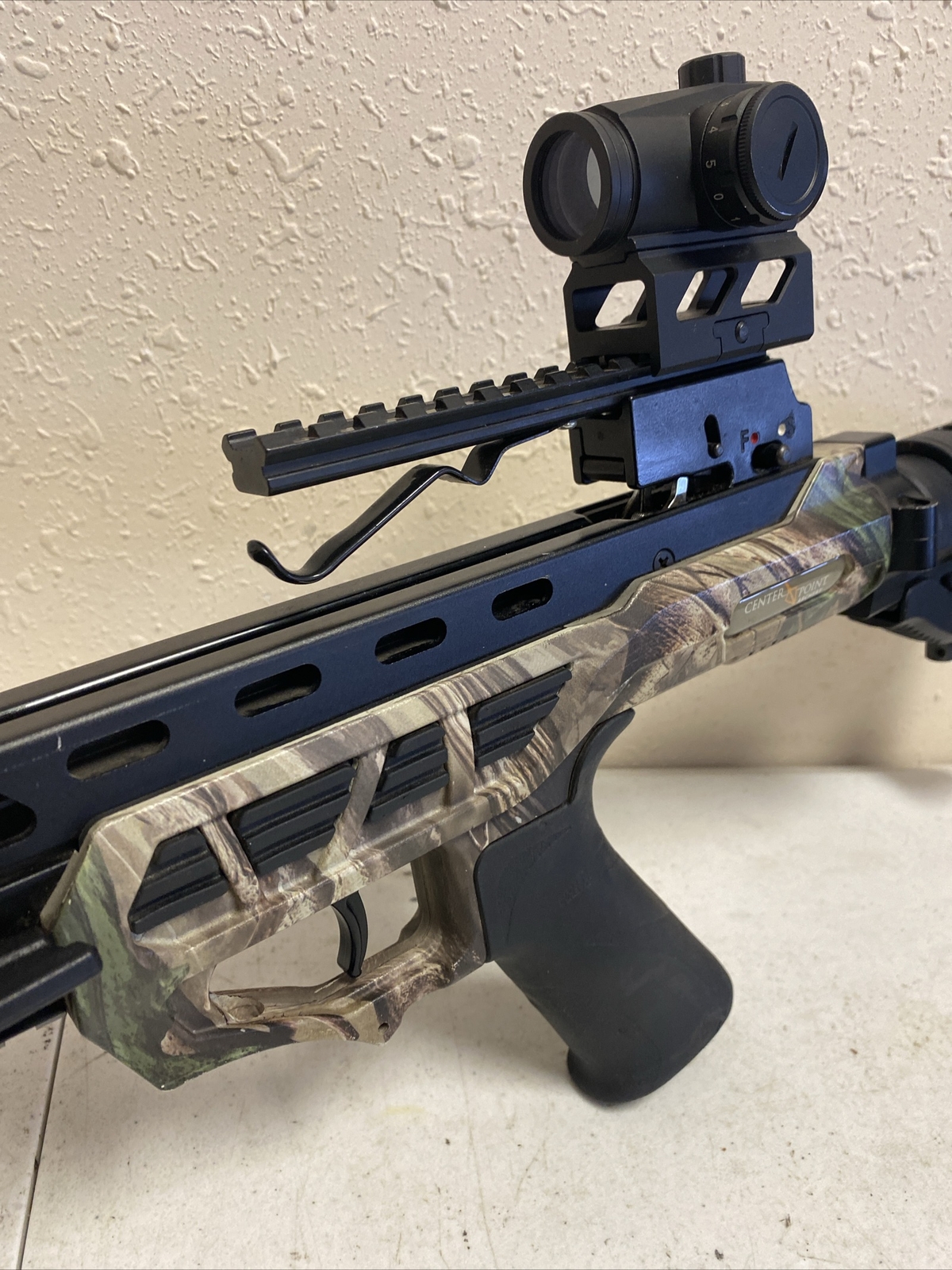 Center Point Archery Patriot 415 compound Crossbow with Scope eBay