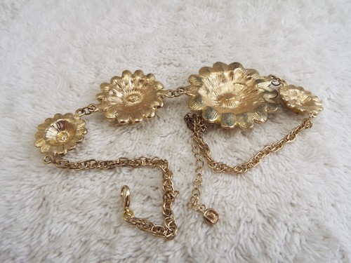 Goldtone Rhinestone Yellow Flowers Scoop Necklace (F44) - Foto 3 di 3