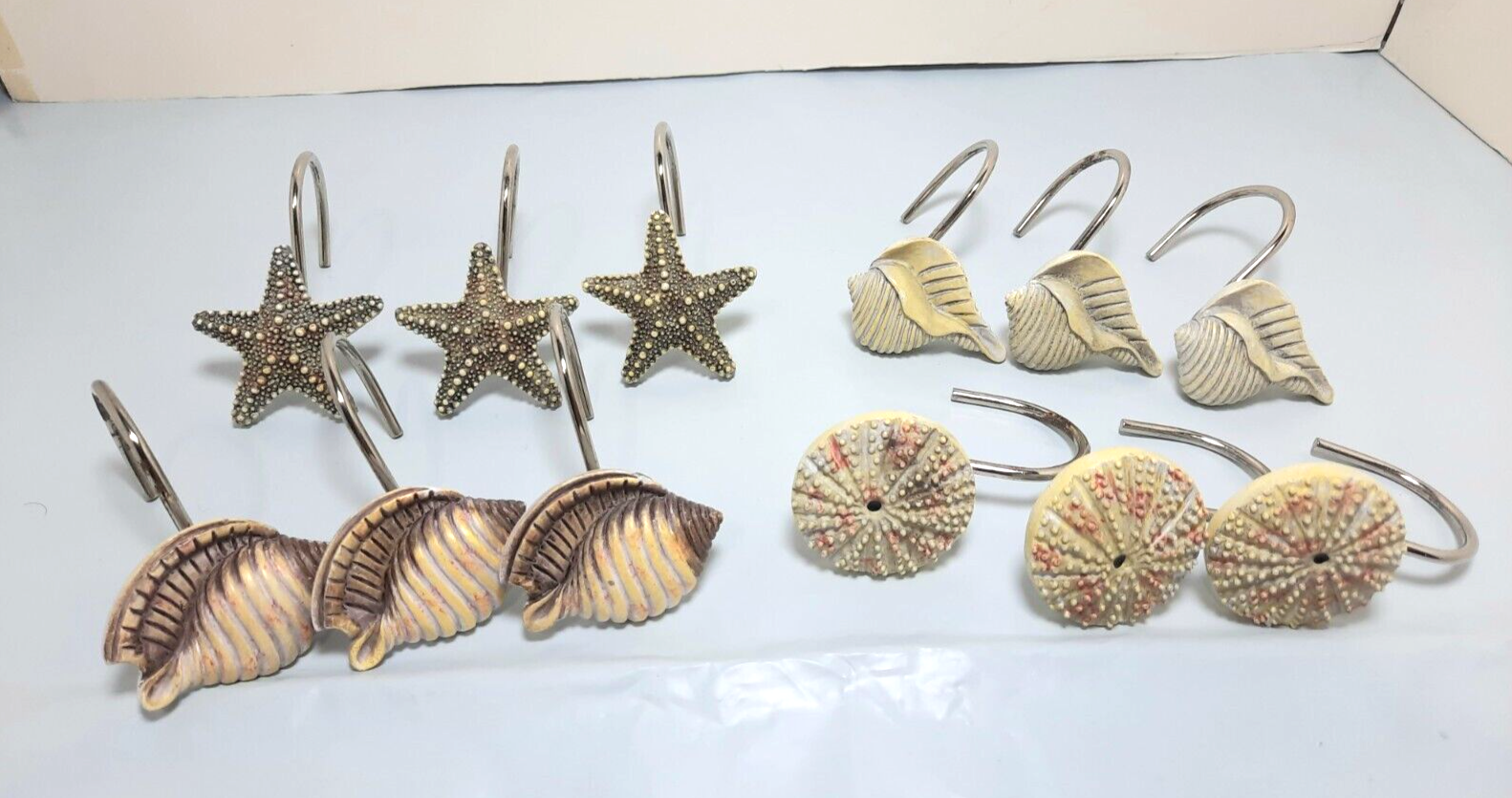 12 PCS DECORATIVE Seashell Shower Curtain Hooks Bathroom Beach Shell