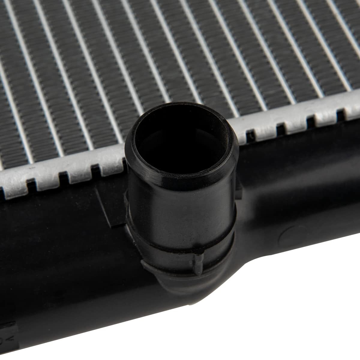 Aluminum Radiator for 2002 2003 2004 2005 2006 Honda CRV 20032006