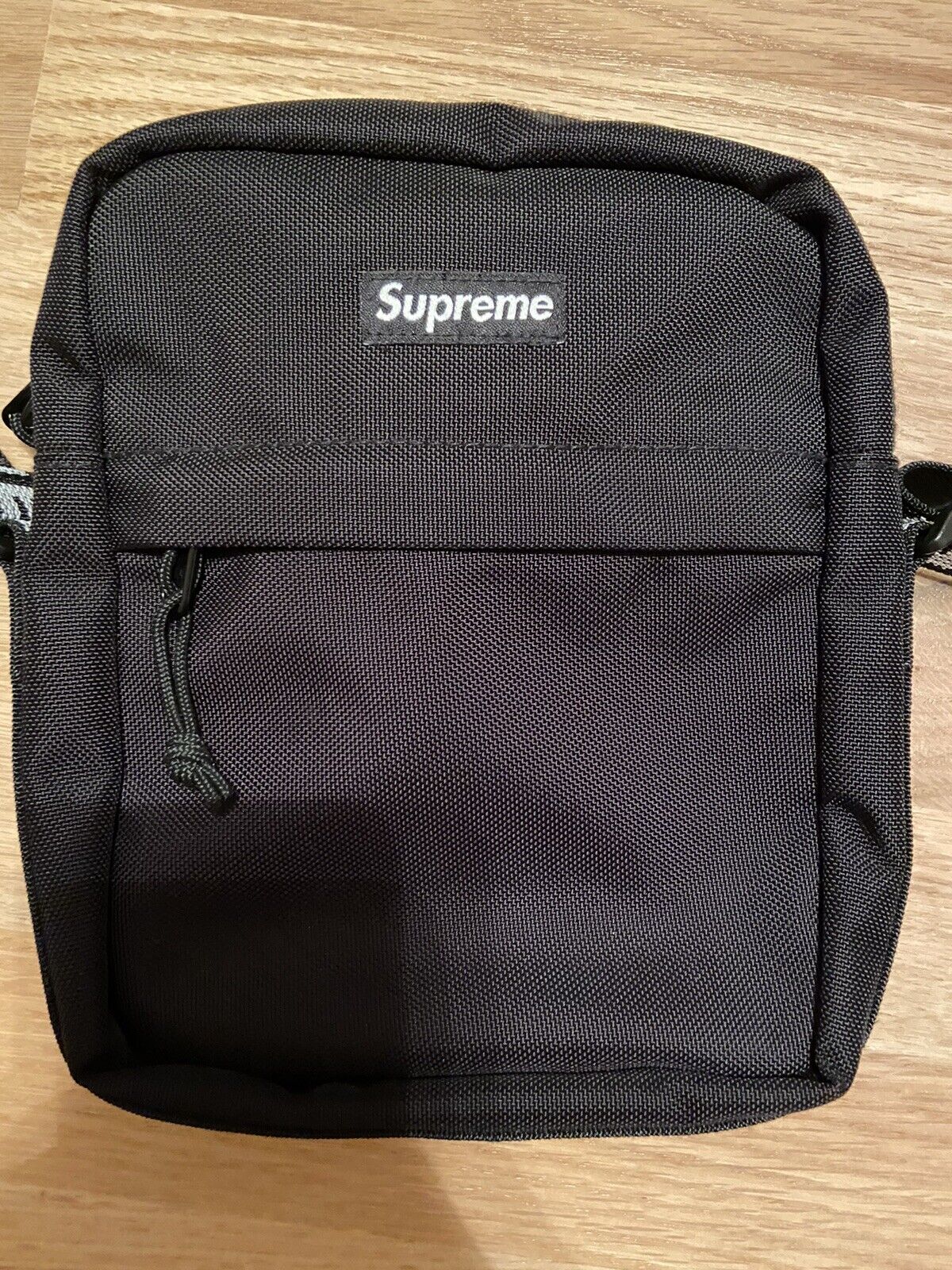 Supreme Shoulder Bag (SS18) – BASEMENT_HK