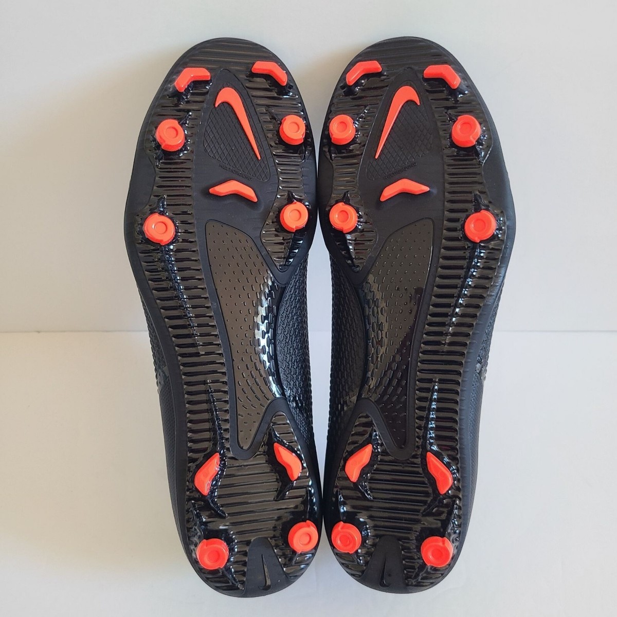 NEW Nike Phantom GT2 Club Firm Ground Soccer Cleats DA5640-001 Size 7 Black Nike Phantom GT2 Club MG  main image 4