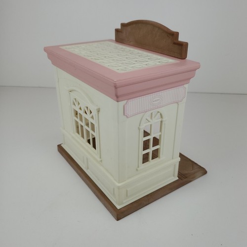 Sylvanian Families Calico Critters Sweets Store / Bakery BUILDING ONLY - Picture 8 of 16