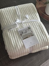 New Levtex Home Mills Waffle Quilt and Pillow Sham Duvet Full/Queen Set - cream