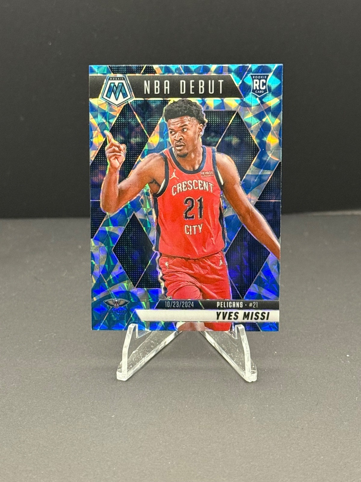 2024-25 Panini Mosaic - NBA Debut Yves Missi #255 Reactive Blue Prizm (RC)