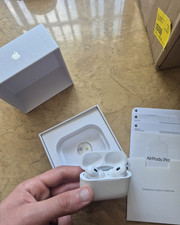 Apple AirPods Pro White In-Ear Wireless Bluet...