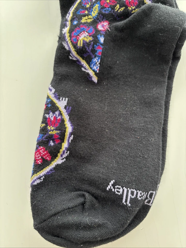 Meias Vera Bradley altura do joelho preto rosa estampa paisley novas com etiquetas - Imagem 3 de 4