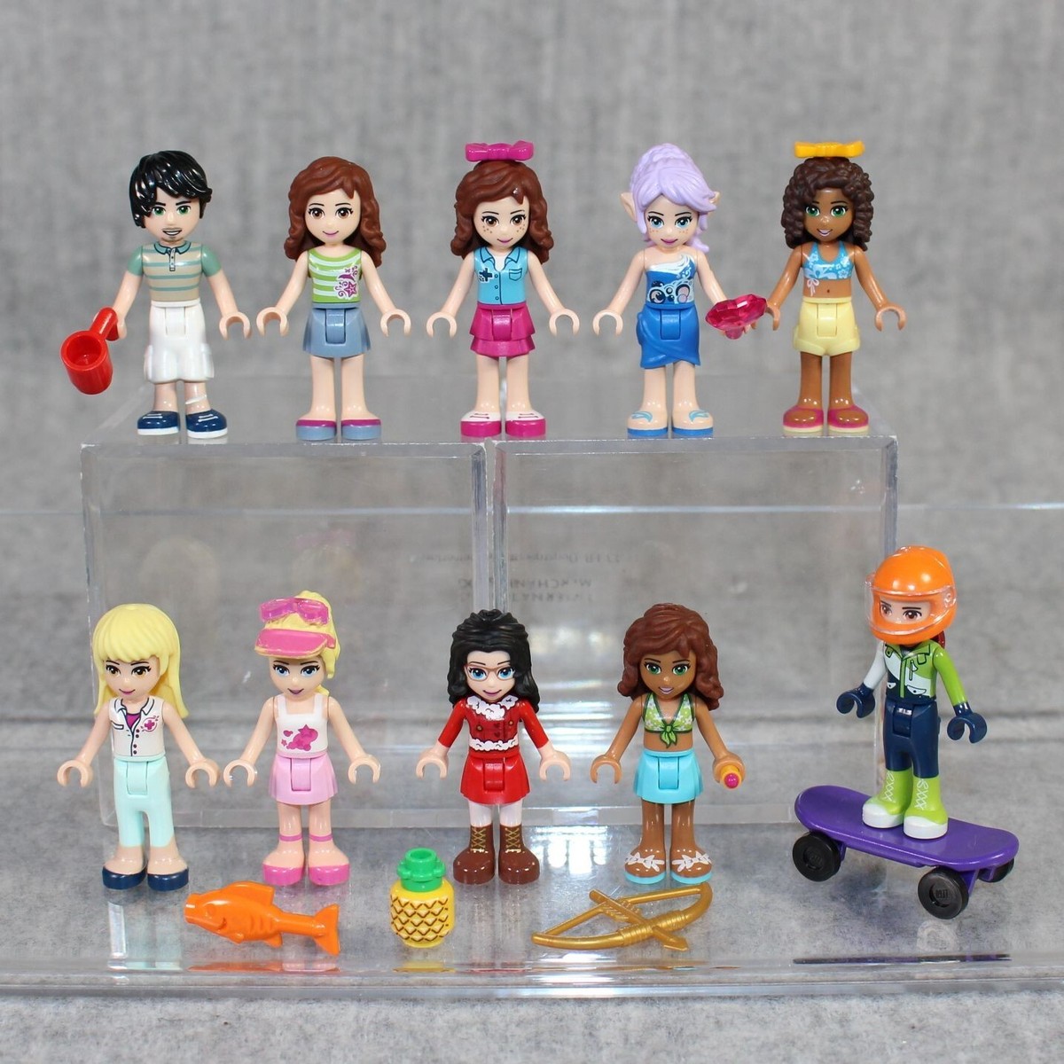Figures Lego Friends Girls LEGO Friends Andrea Minifigure Dark - Main Image