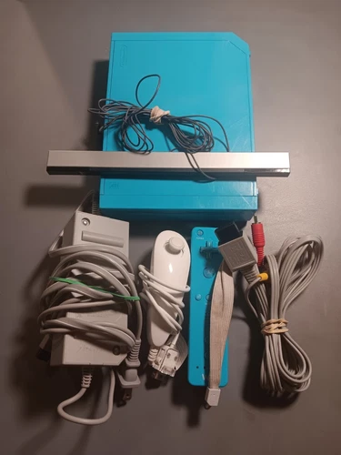 Nintendo Wii Video Game System Console Bundle Rvl-101 Blue