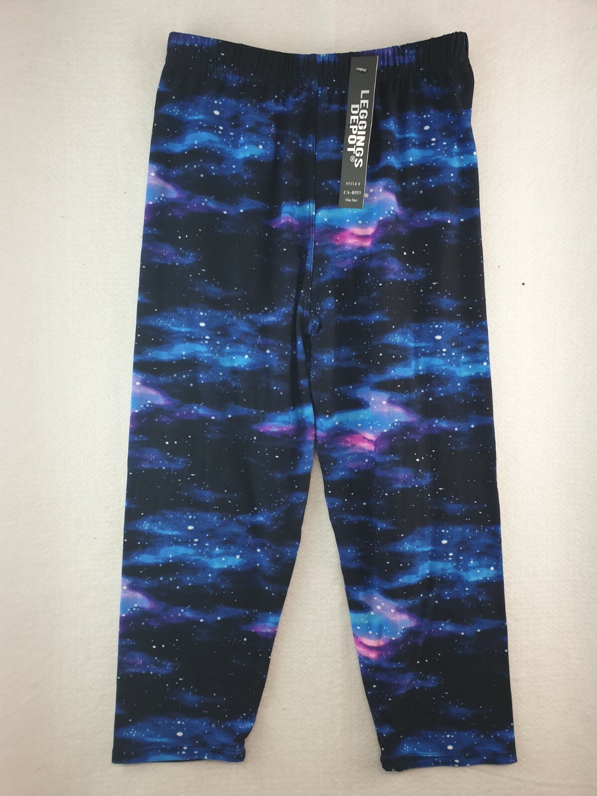 Leggings Depot One Size Fits Most Galaxy/Outerspace Design Capri Leggings