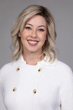 Belle Tress Vancouver Wig Milkshake Blonde NWT