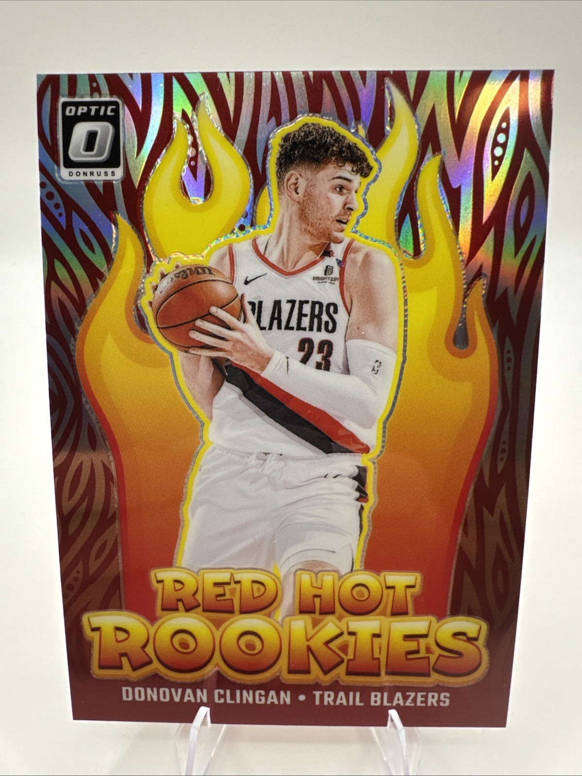 2024-25 Panini Donruss Optic Donovan Clingan Red Hot Rookies Silver Prizm #15