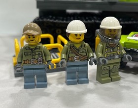 Lego City 60122: Volcano Crawler - Complete Set(No box)