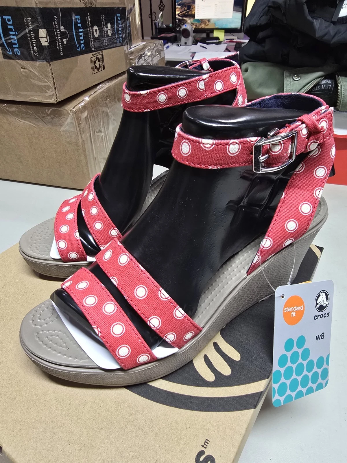 Crocs Women Leigh Graphic Wedge US Size 9 Red/White