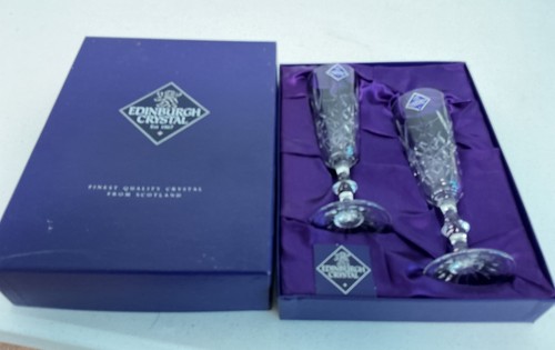 Vintage Edinburgh Crystal 7 1/2” Stemmed Fluted Champagne Wine Glasses Boxed