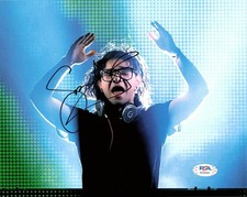 Foto firmada por Skrillex Sonny Moore 8x10 PSA/DNA autografiada