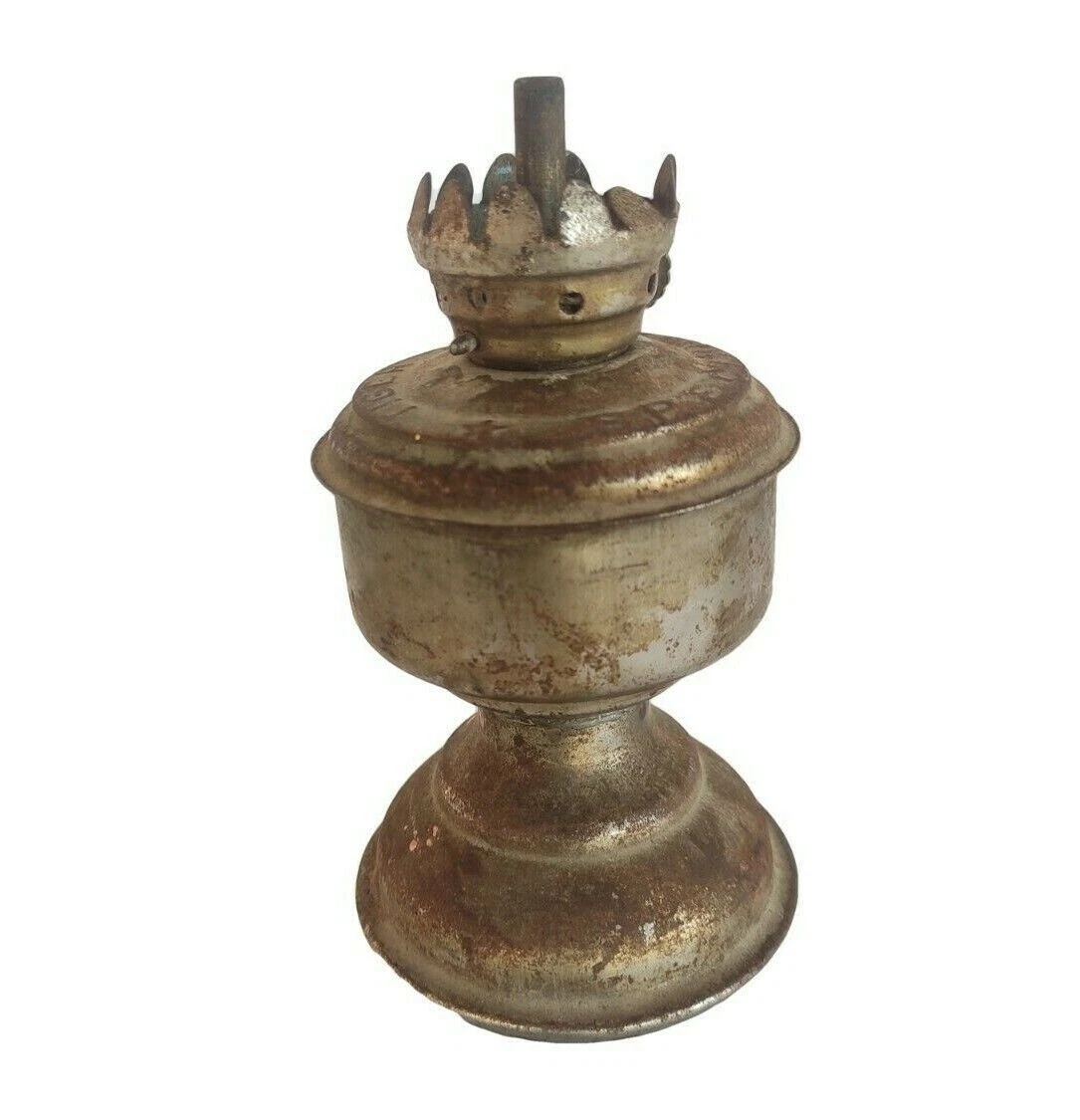 Old on sale chimney lamp