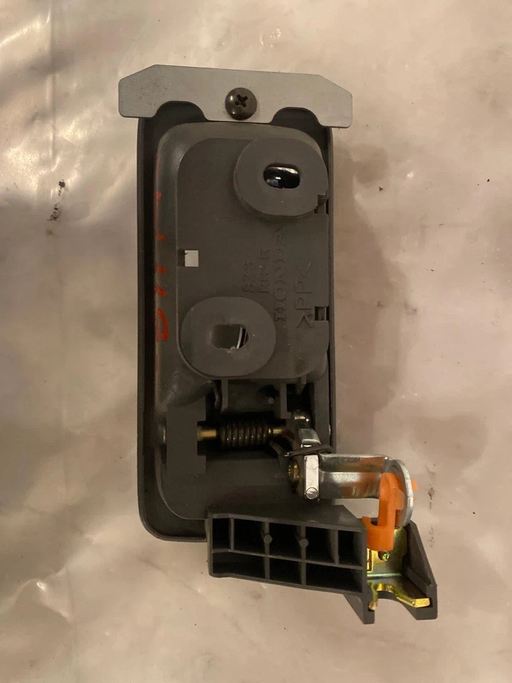 1996 - 2003 ACURA RL Sedan 4-Door Rear Inside Door Handle Right Passenger Side - Image 3 of 4