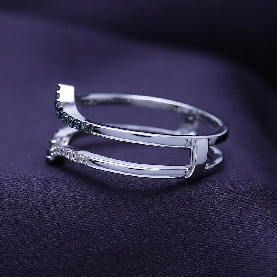 Anillo de compromiso envolvente potenciador de diamantes naturales azules y blancos de 1/5 quilate de oro de 10 k Foto 4 de 4