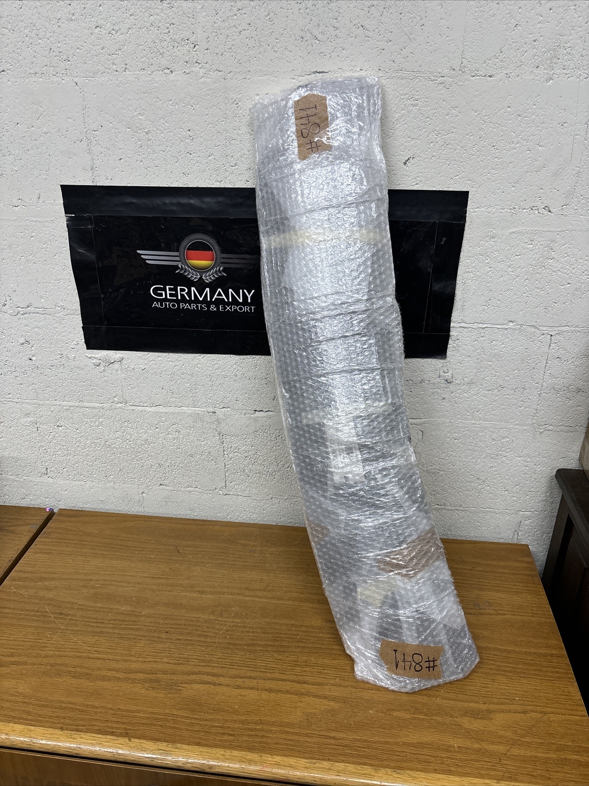 NEW OEM MASERATI GHIBLI CENTRAL LOWER TRIM Part# 841