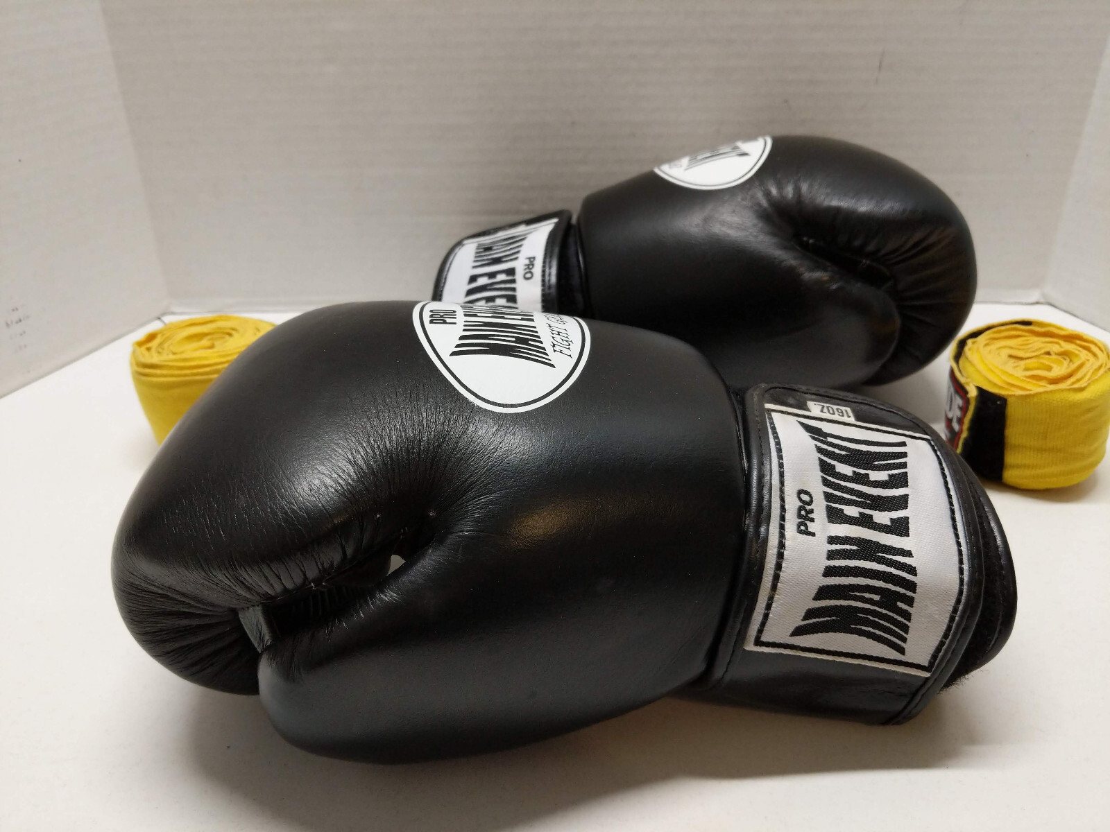 Genuine Pro Main Event Fight Gear Mens Black 16 oz Boxing Gloves eBay