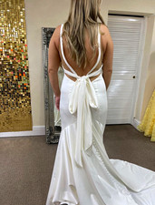 Ivory Satin Sleeveless V-Neck Column/Sheath Wedding Dress with Bow, Beach