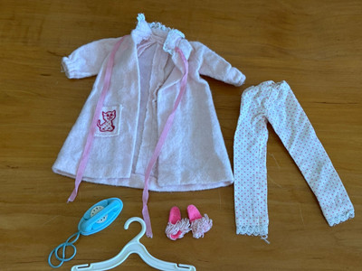 Vintage SKIPPER Barbie Doll Dreamtime Set #1909