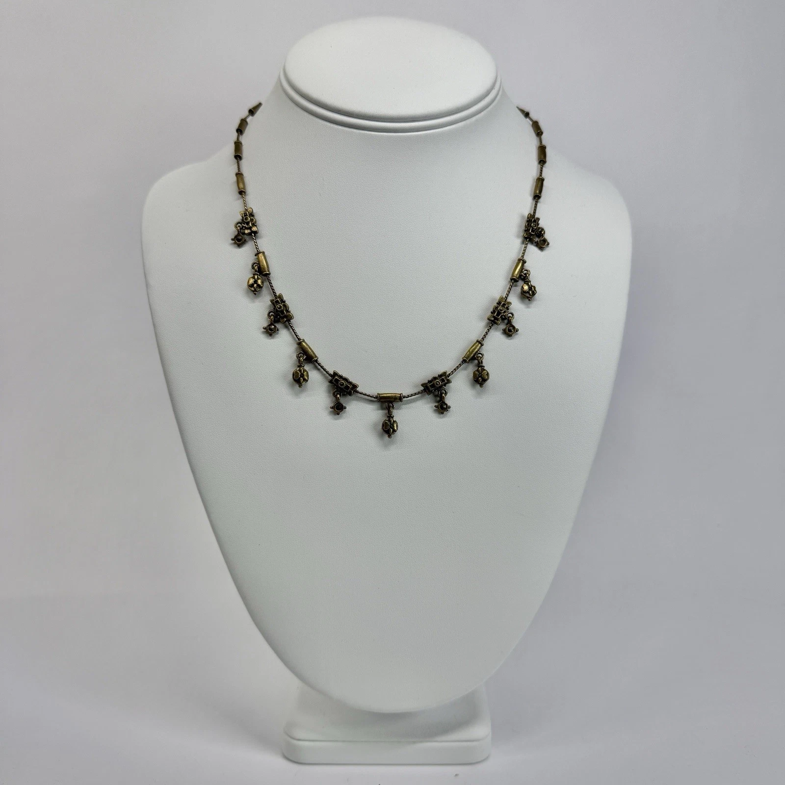 ANNE KLEIN Floral Links Dangle Charm Gold Tone Vintage Necklace Jewelry N396
