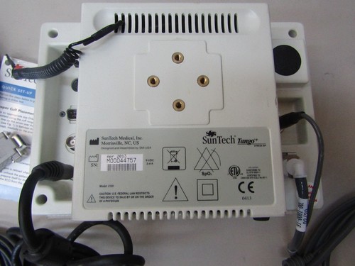 SunTech Tango Monitor mit abgebildeten Kabeln und Zubehör - Bild 2 von 4