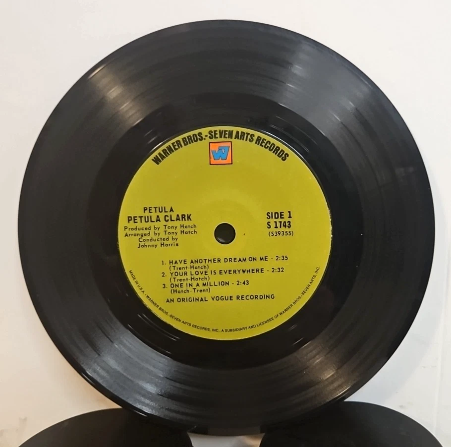 Petula Clark – Petula - 1968 Warner Bros / 7 Arts 7"Vinyl EP Mini Album VG+/VG+ - Image 3 of 4