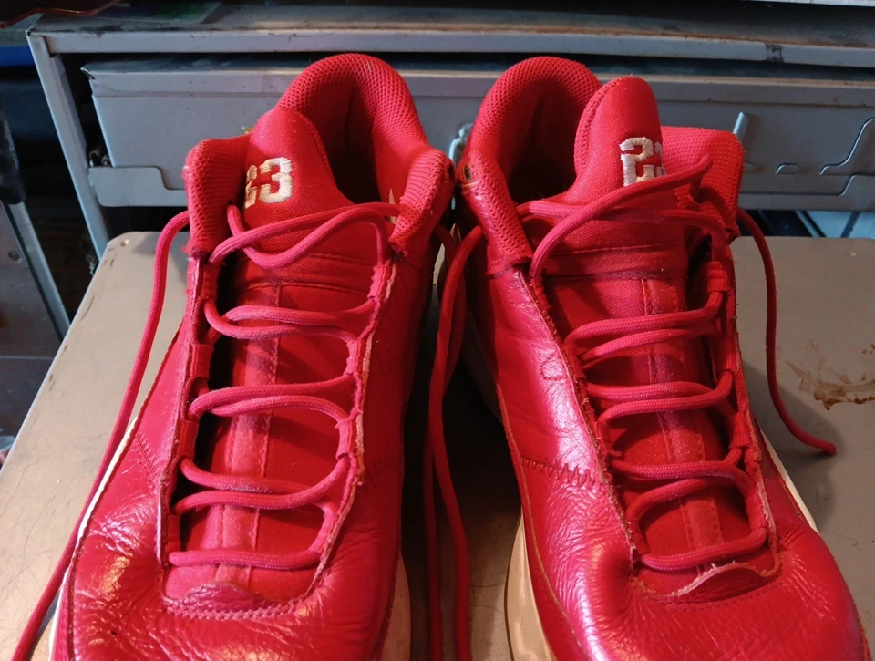 Zapatos para hombre Nike Air Jordan Max Aura 3 rojo universitario talla 9 CZ4167-600 Foto 3 de 4