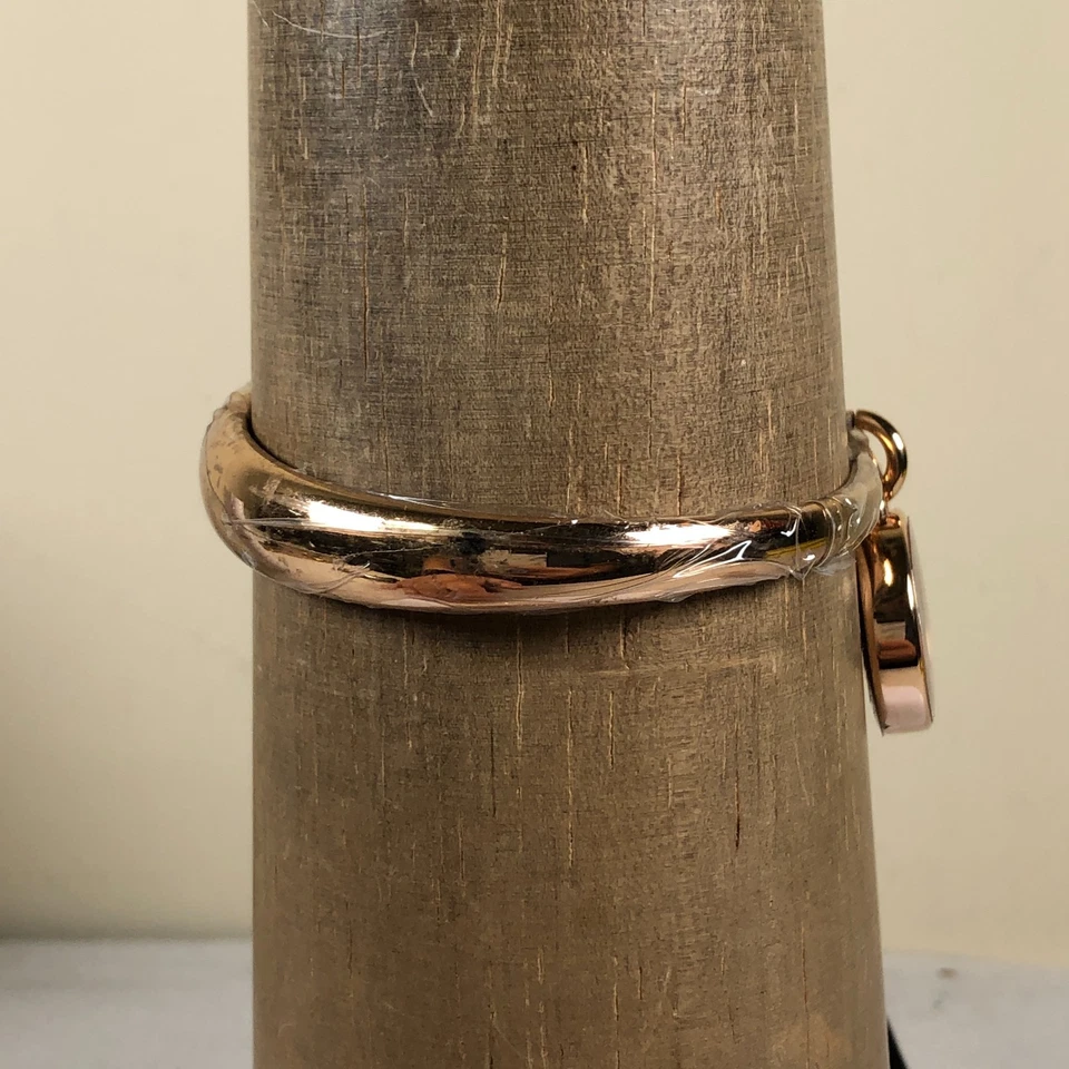 Moschino 女士 MW0055 连衣裙 Lets Smile 金色手镯 石英 22 毫米手表 7 3/4 — 第 4/4 张图片