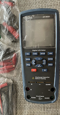 CEM DT-9935 Digital Meter CAT III 4000 Count Backlit w/ Leads & Clips